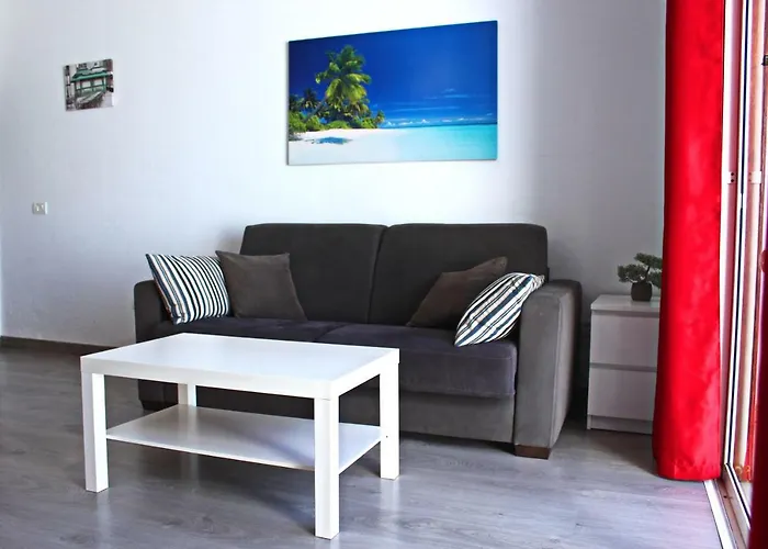 Heated Pool Sea View Speedy Wifi Апартаменты Адехе