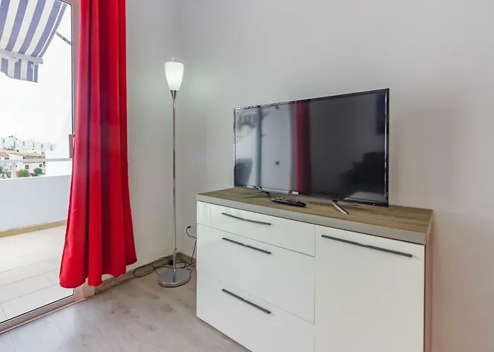 Heated Pool Sea View Speedy Wifi * Адехе